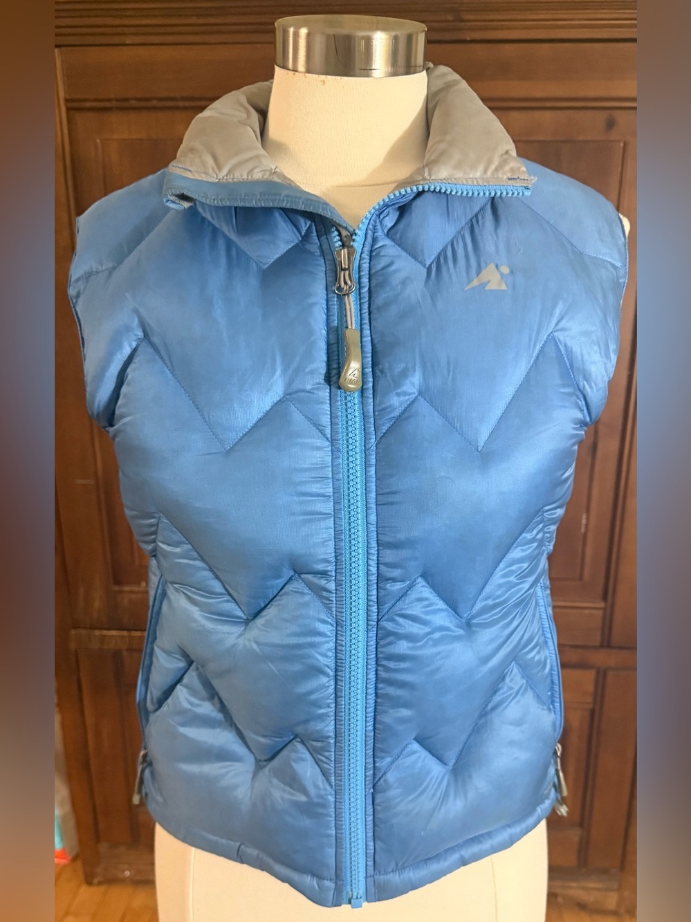 Eastern Mountain Sports Teal-Blue Quilted Insulated Vest